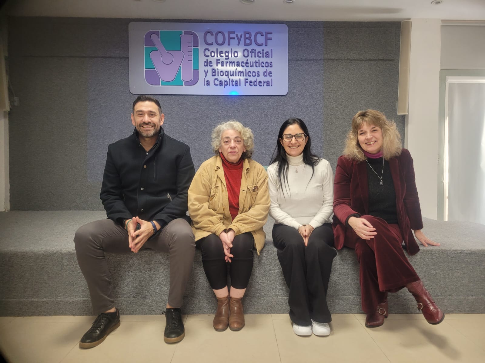 Comisión de salud pública: Bqca. Beatriz Perazzi (CABA), Bqca Sandra Alvarez ( Sta Fe 2da), Bqca Valeria Pedano ( Corfoba)